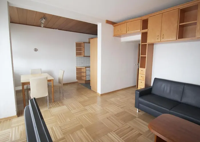 Lägenhet Geraeumige Im Zentrum Sankt Poelten